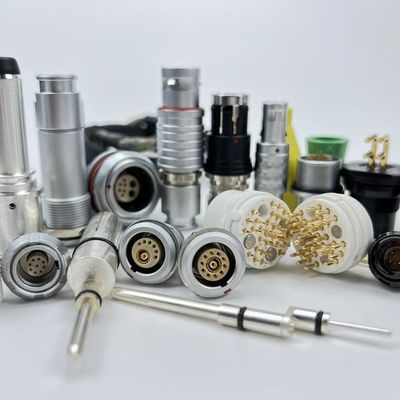 İyi bir fiyat. Hybrid Micro 37 Pin Circular Connector Plug Anti Rust Multifunctional çevrimiçi